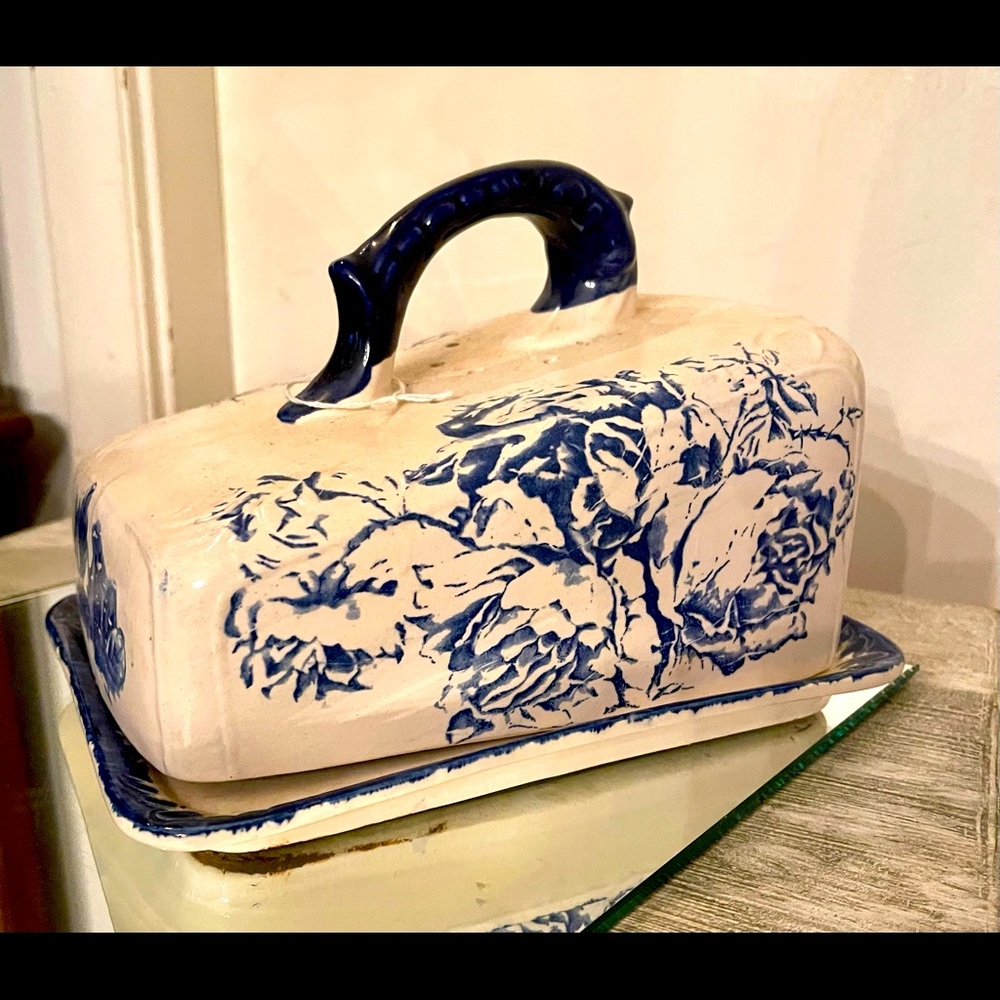 Antique Flow Blue covered cheese dish “Victoria” Ironstone Trafalgar Blue 1900’s